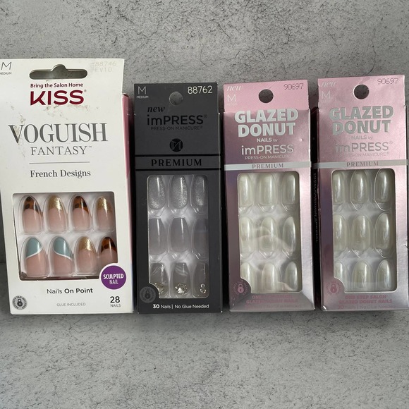 Kiss Medium Artificial Nails - 4 Sets